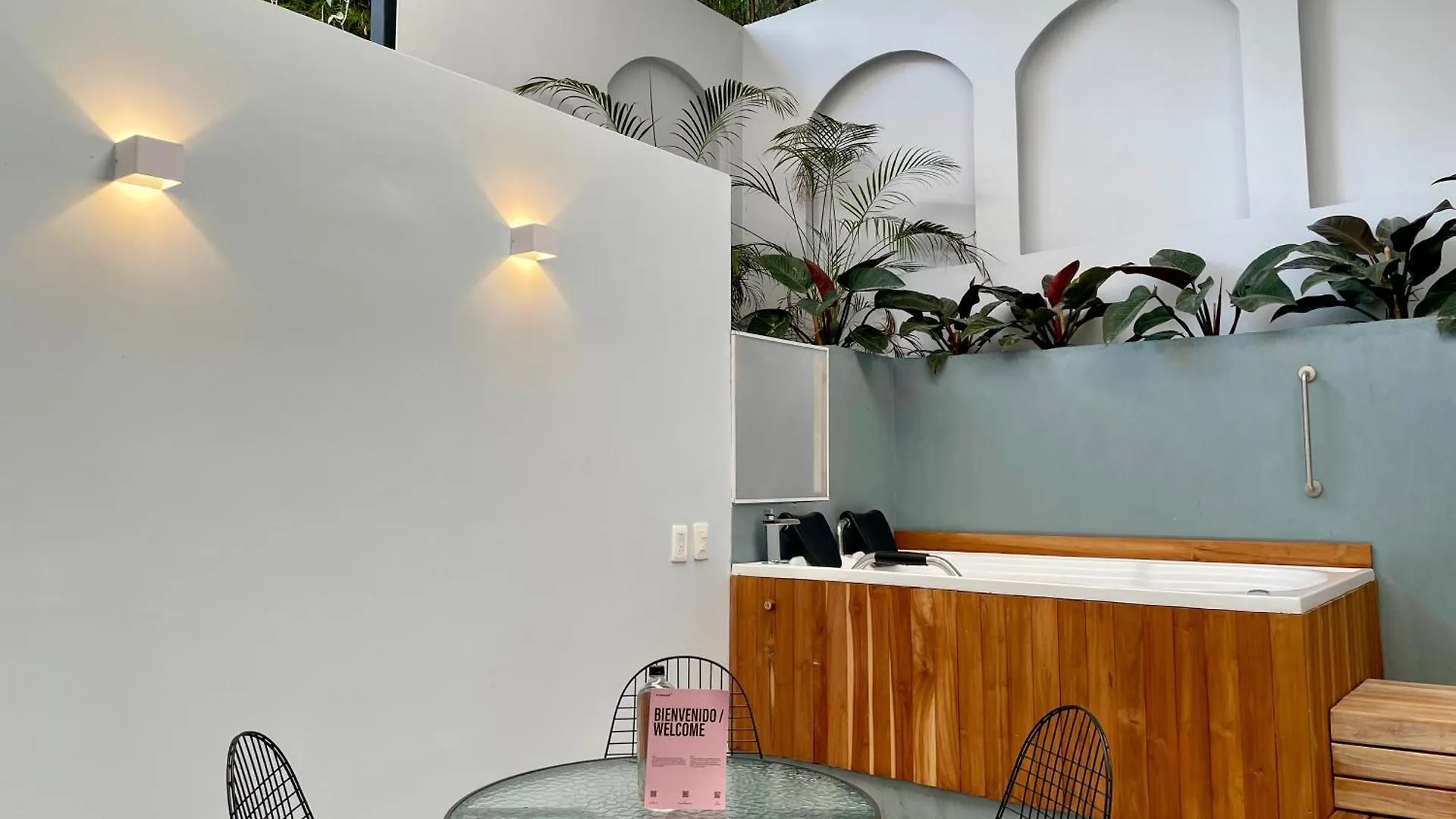 Lalinde By Wynwood House Aparthotel Medellin